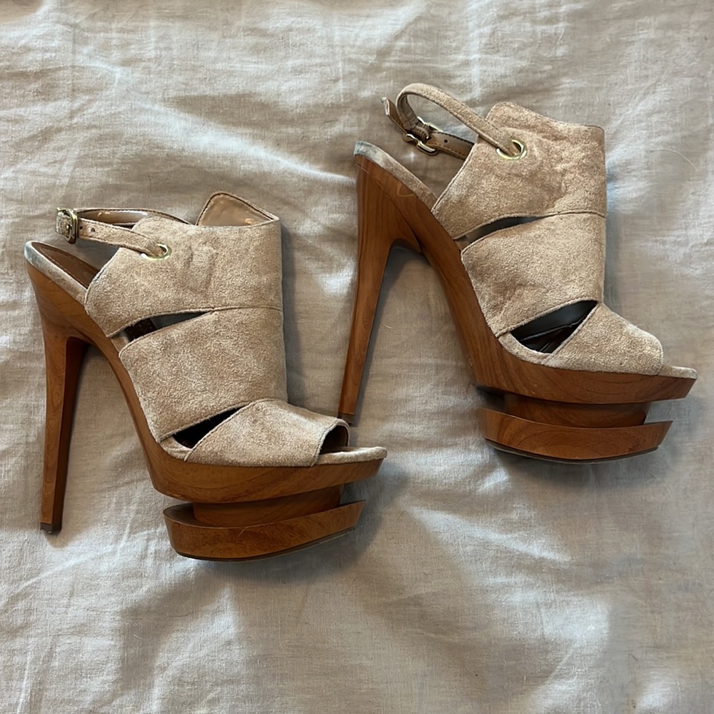 Jessica Simpson Cat Heels - Picture 6 of 6